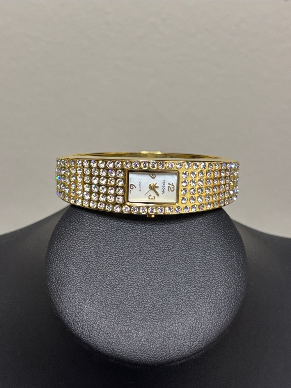 Persona Gold-tone Bangle Watch WORKING Stainless Back Sparkling Rhinestone